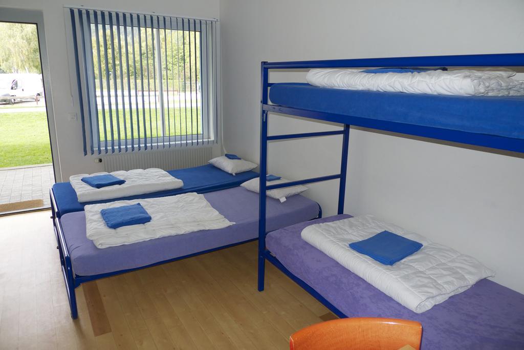 Swiss Hostel Lago Lodge Biel Oda fotoğraf